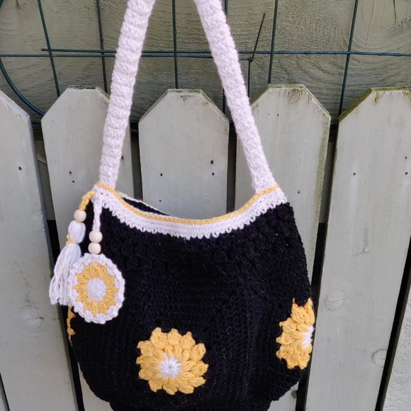 Handmade Crochet Mini Hand Bag - Picture 10 of 12
